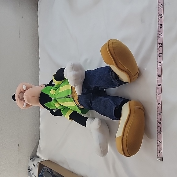 NWT Vintage 2001 Fisher Price Make Me Laugh Goofy Puppet Plush - Picture 12 of 16